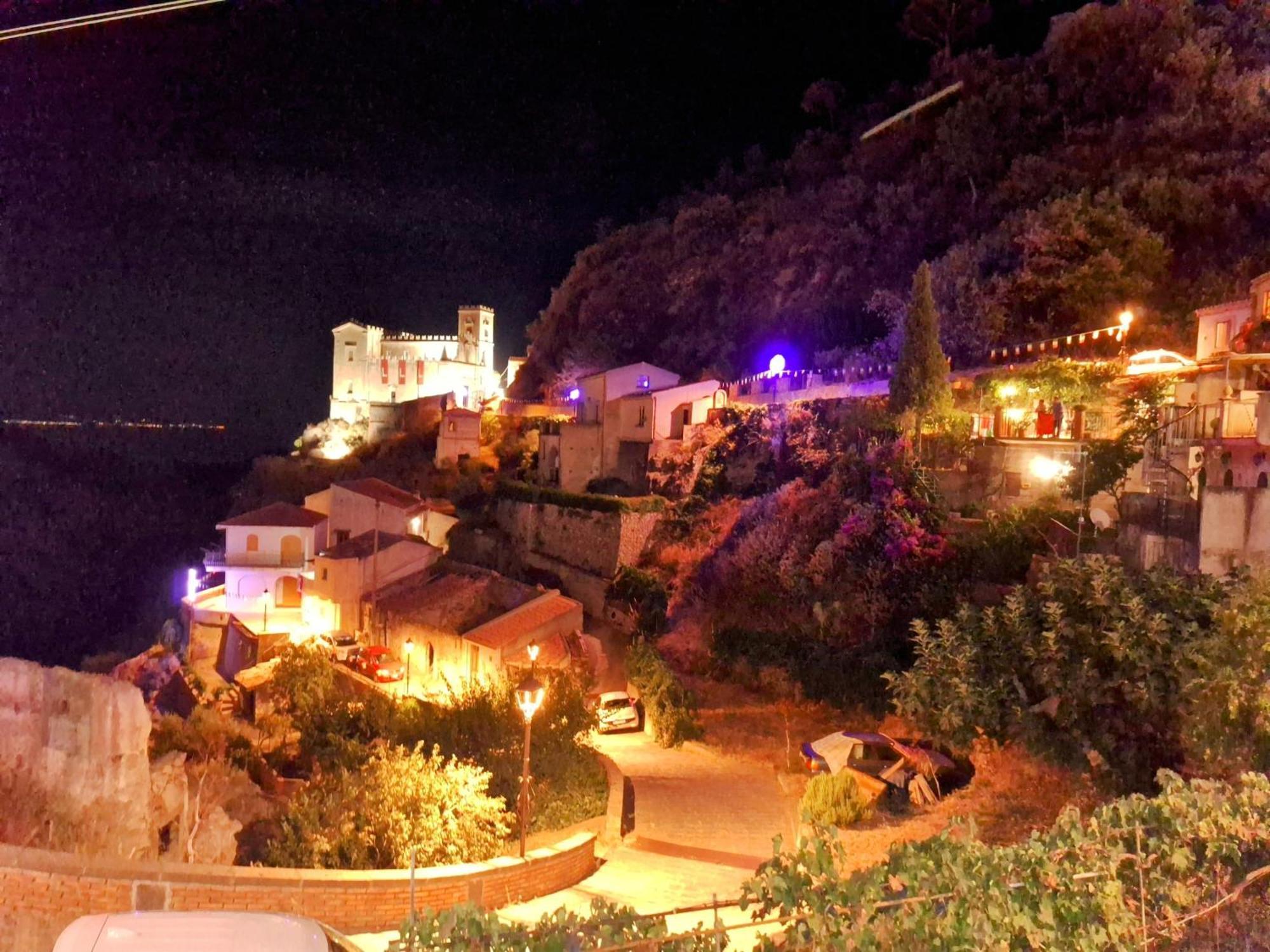 A Casa Da Nonna Brasa Holiday Home Savoca Exterior photo